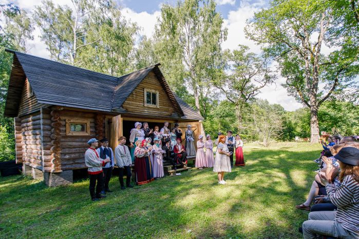 III Фестиваль науки и искусств "Менделеев" в усадьбе Боблово в Клину