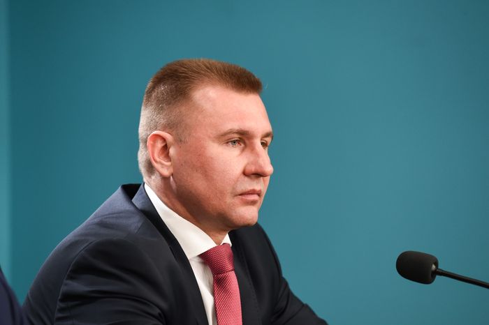 Пресс-конференция министра потребительского рынка и услуг Московской области Владимира Посаженникова