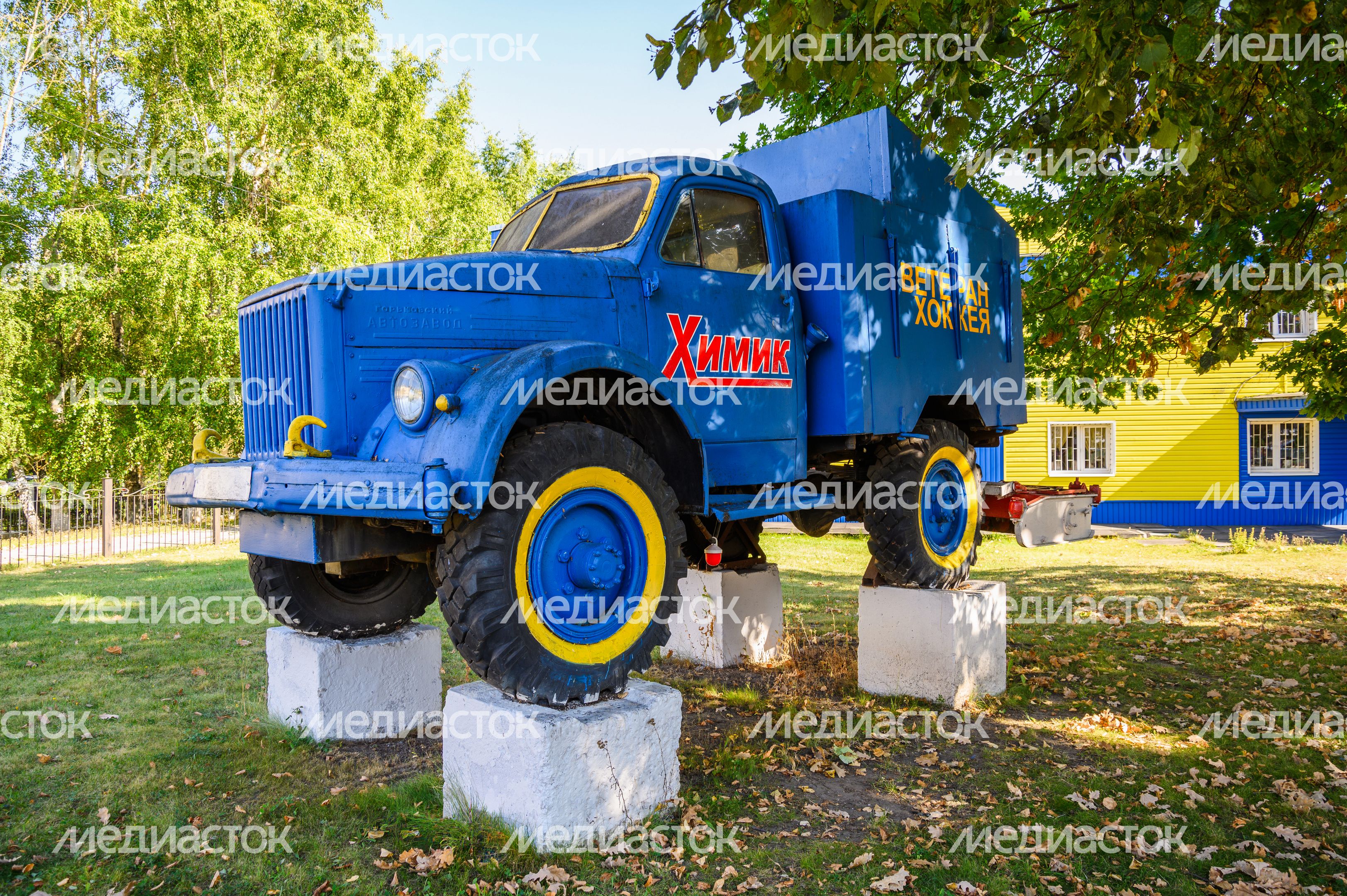 Памятник грузовику ГАЗ-51 "Ветеран хоккея" в г.о. Воскресенск Памятник грузовику ГАЗ-51 "Ветеран хоккея" в г.о. Воскресенск