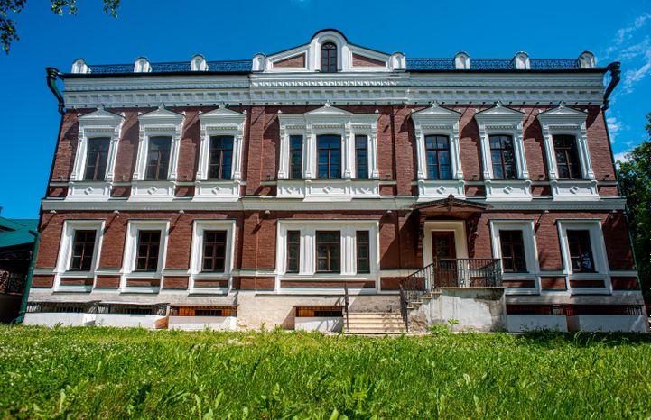 Летние виды Усадьбы Купцов Аигиных в деревне Талицы