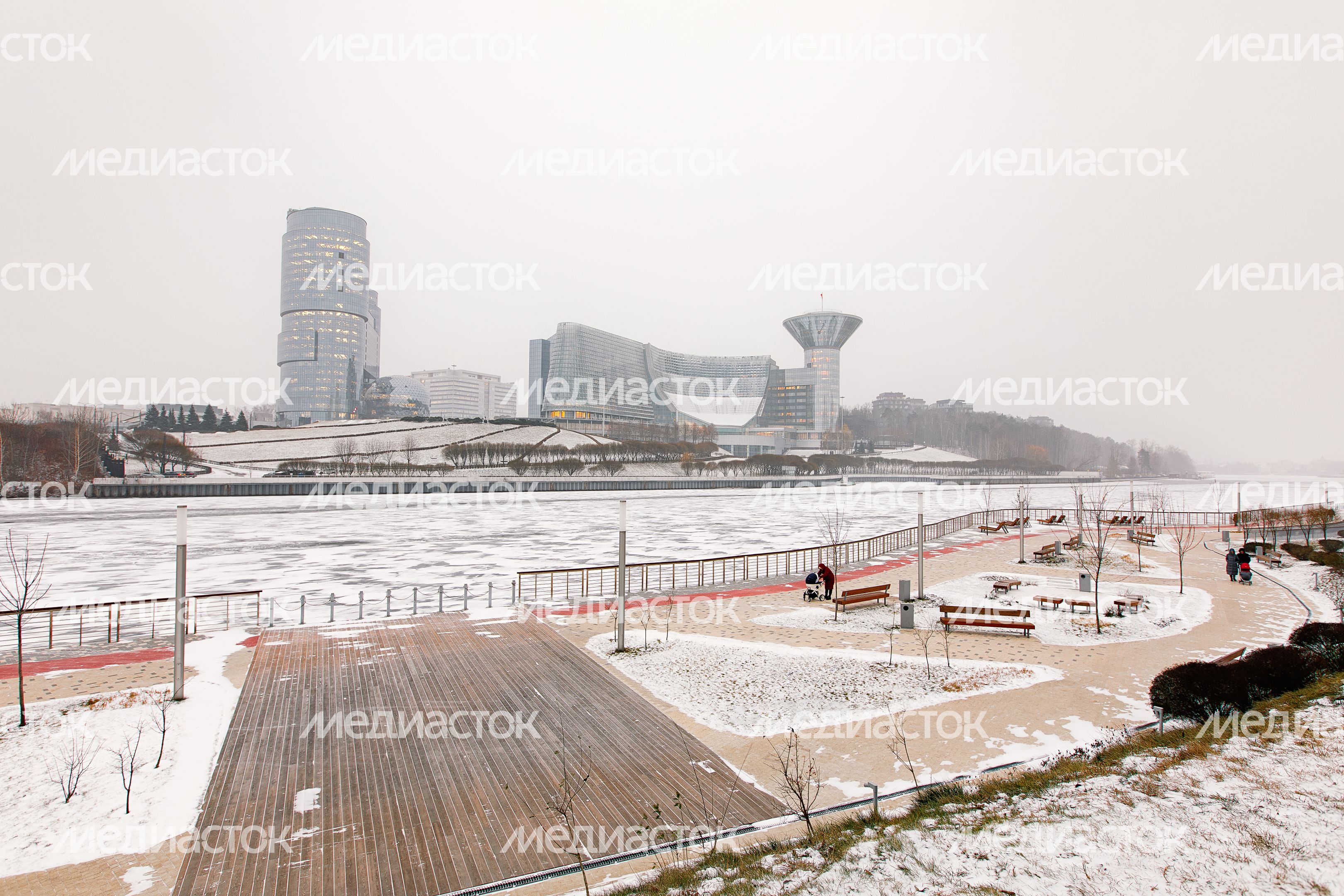Красногорск. Замерзшая река Москва в Павшинской пойме Красногорск. Замерзшая река Москва в Павшинской пойме
