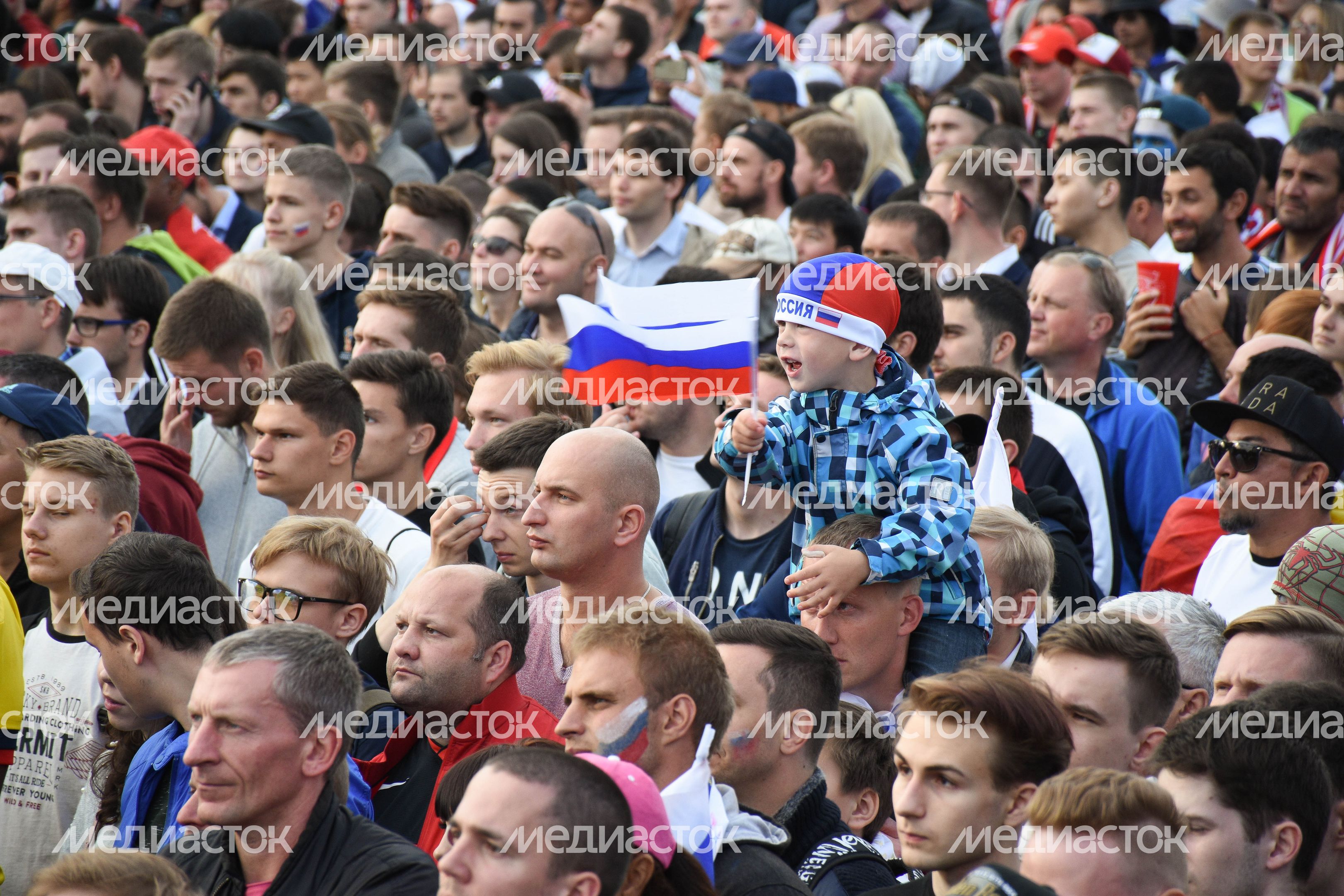 Открытие Чемпионата мира по футболу в Москве на Воробьёвых горах