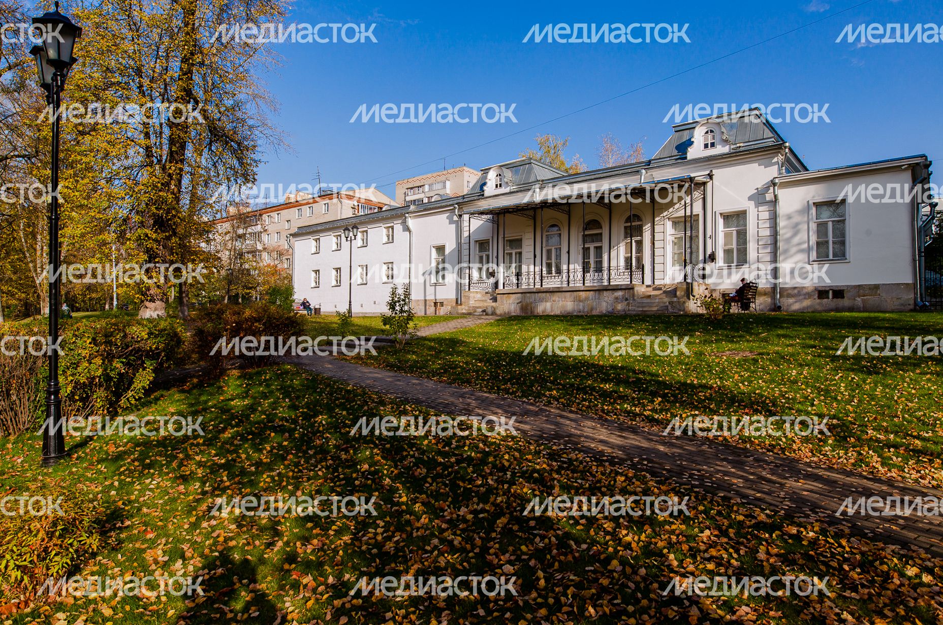 Осенние виды Усадьбы Лыткарино-Чернышевых