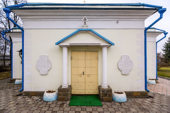 Церковь Казанской иконы Божией Матери в селе Молоково Ленинского округа