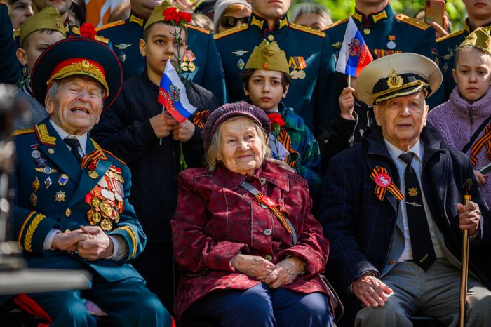 Торжественная церемония зажжения Вечного огня в Королеве