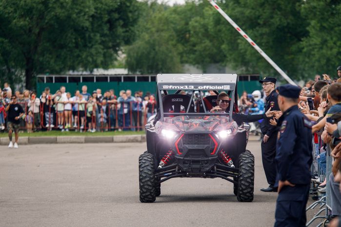 Шоу команды мотофристайла FMX13 в Лобне