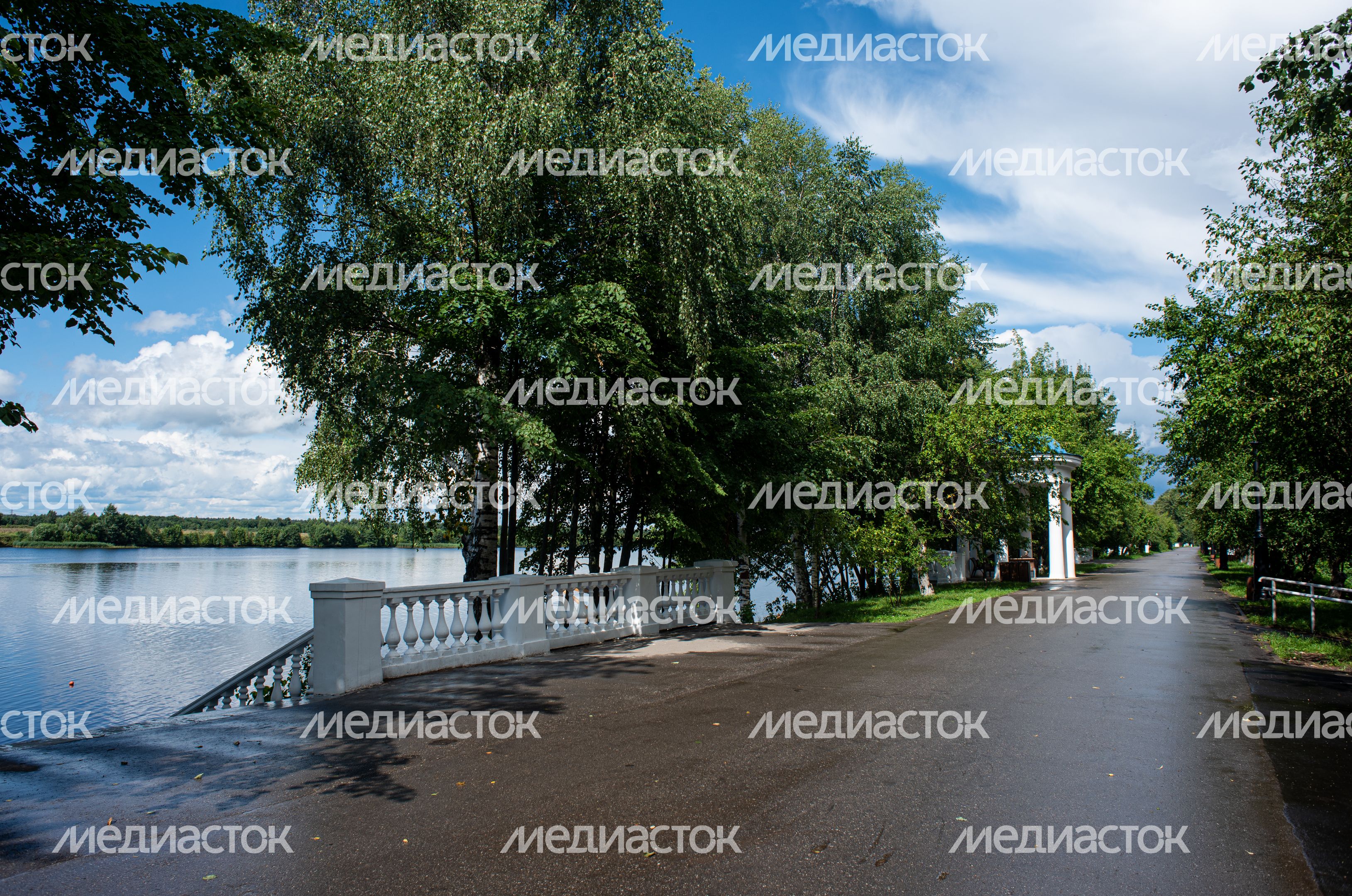 Летние виды города Дубна