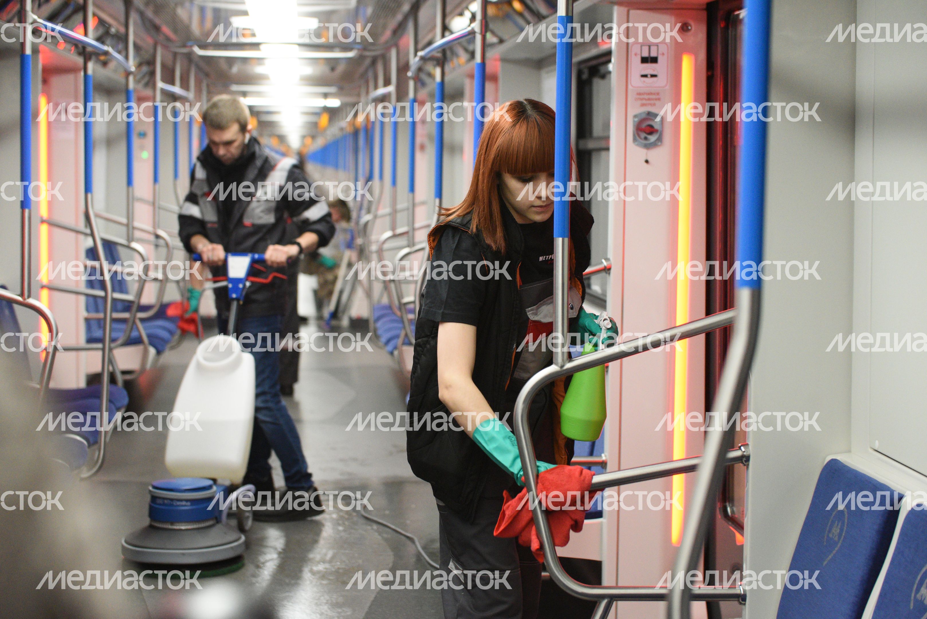 Кварцевание и обеззараживание вагонов метро в Москве
