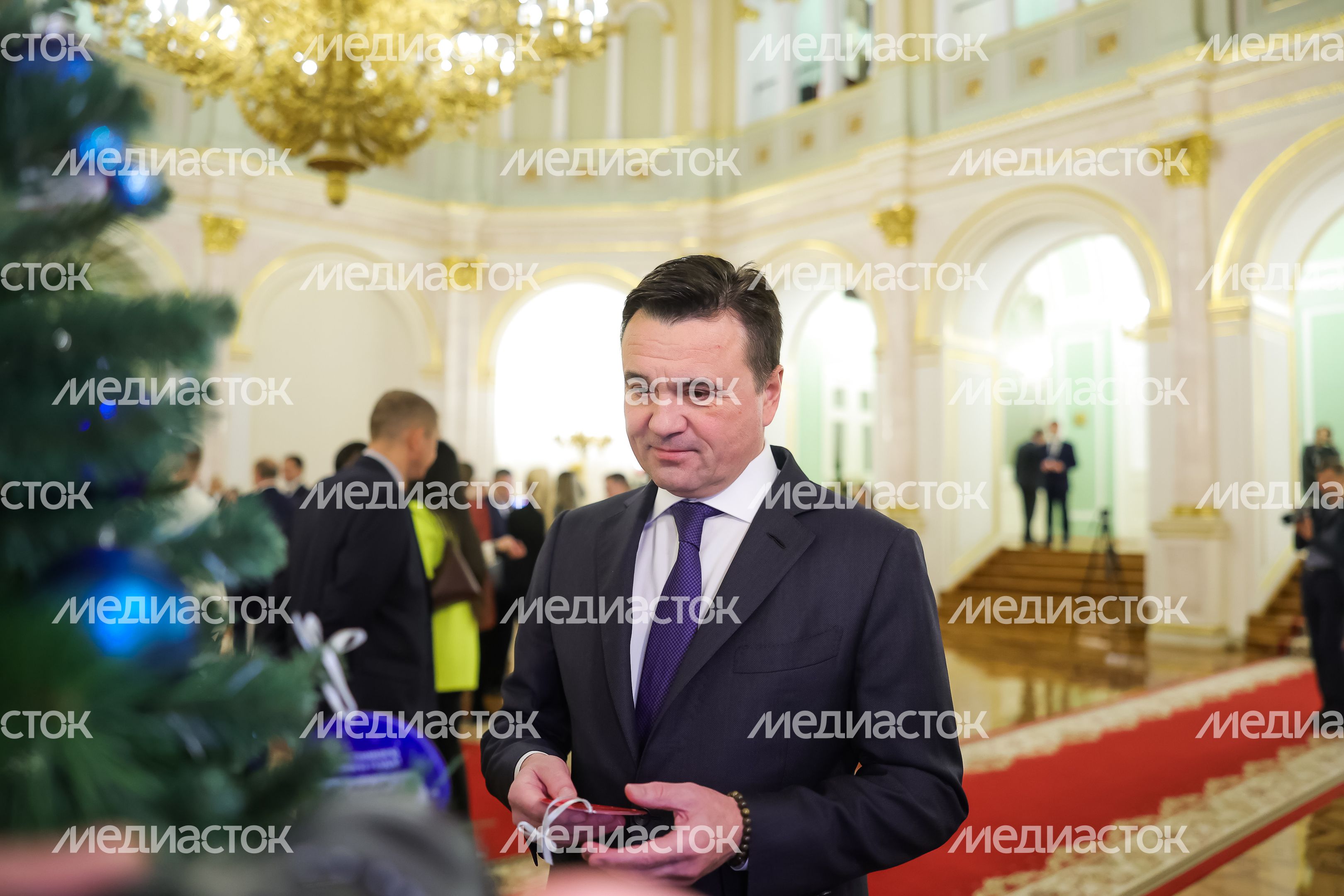 Андрей Воробьев принял участие во Всероссийской акции «Елка желаний» Андрей Воробьев принял участие во Всероссийской акции «Елка желаний»