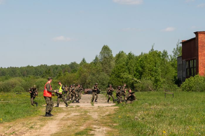 Военно-техническая игра "Арт-дуэль-2024" на аэродроме Волосово