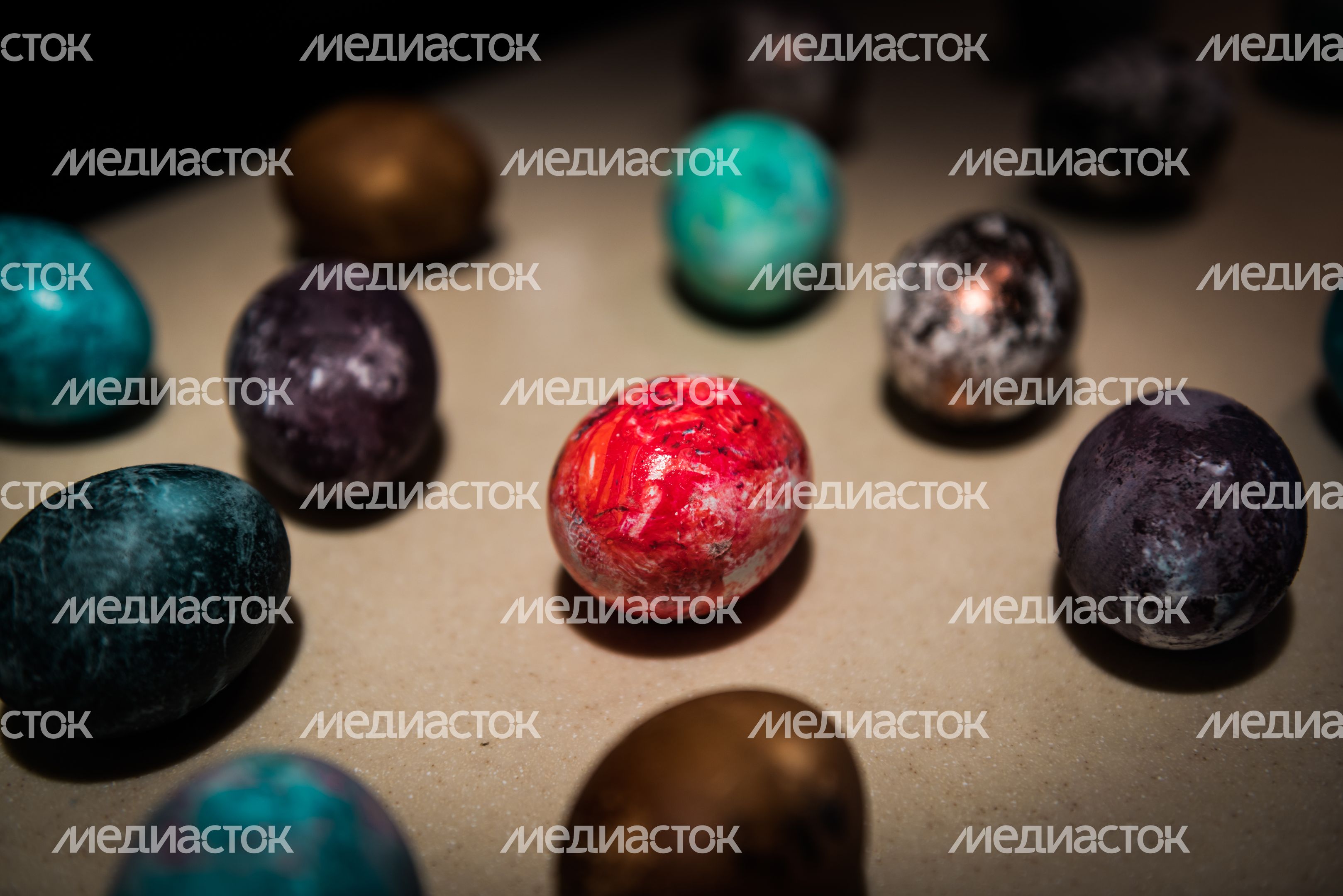 Эксперимент РИАМО по окраске яиц к Пасхе