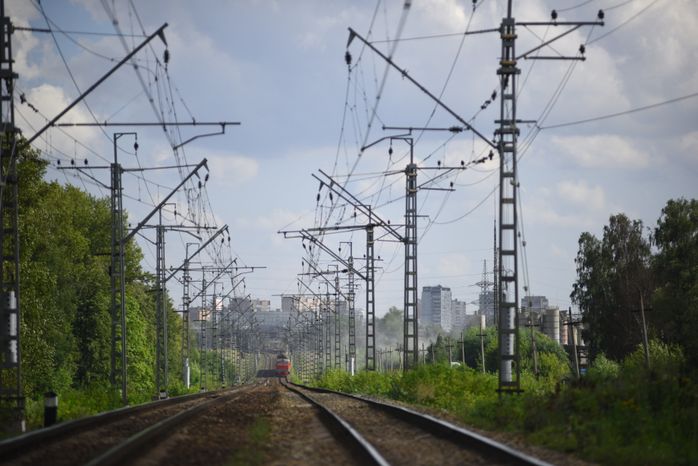 Железнодорожные пути в Долгопрудном