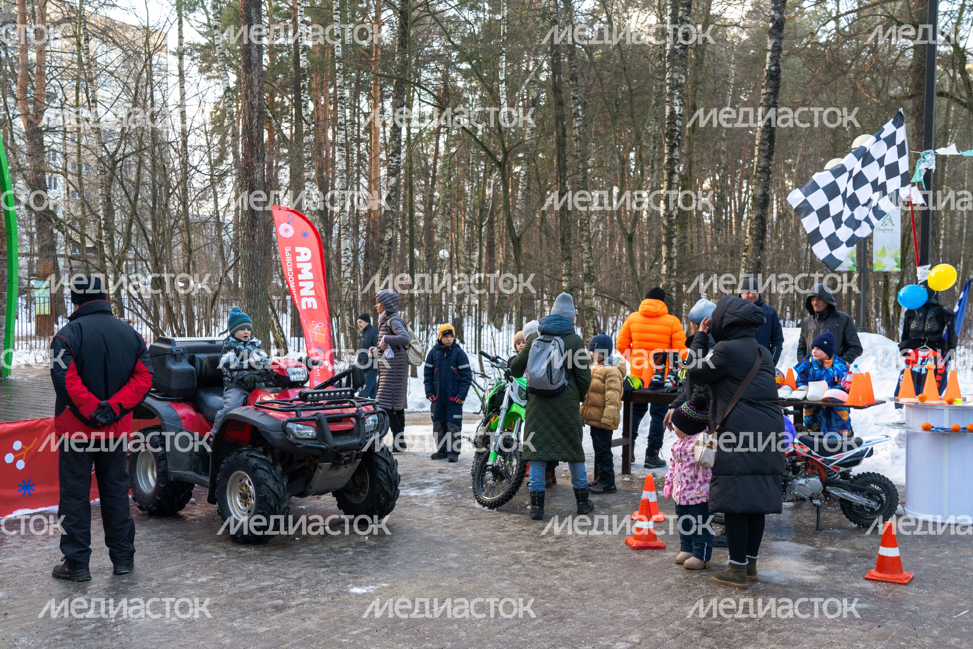 Спортивное мероприятие «Зимние рекорды» в детском городке «Сказочный» Спортивное мероприятие «Зимние рекорды» в детском городке «Сказочный»