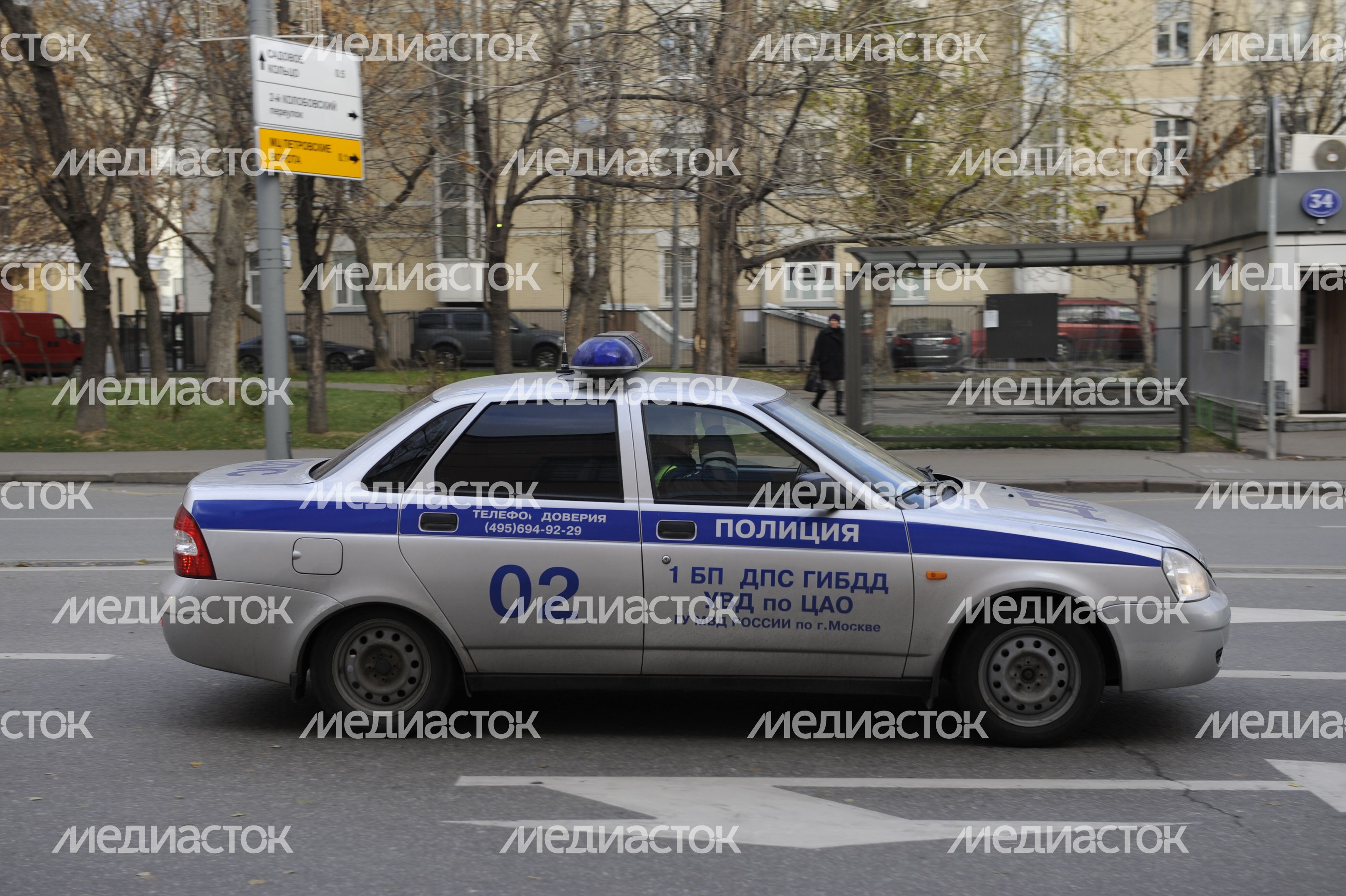 Полицейская машина в Москве