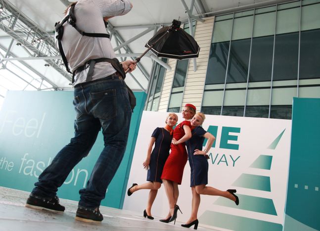 Показ формы бортпроводников DME Runway в Домодедово