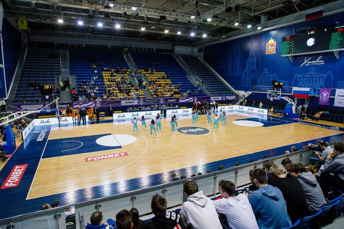 БК «Химки» против команды «Темп-СУМЗ» из Ревды в рамках очередного тура Суперлиги по баскетболу