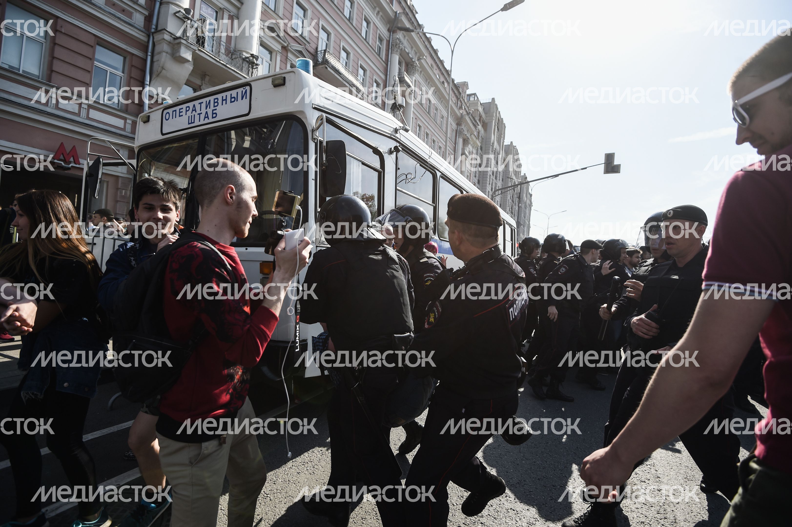Несанкционированный митинг на Пушкинской площади