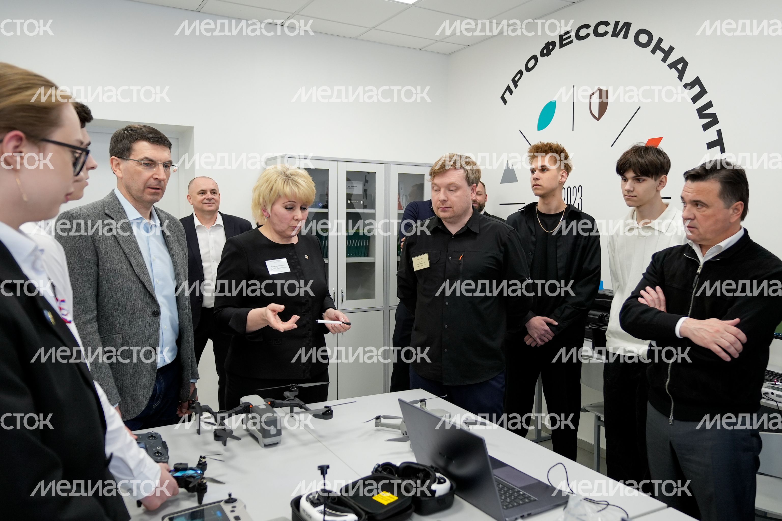 Андрей Воробьев и Игорь Щеголев посетили Дмитровский техникум Андрей Воробьев и Игорь Щеголев посетили Дмитровский техникум