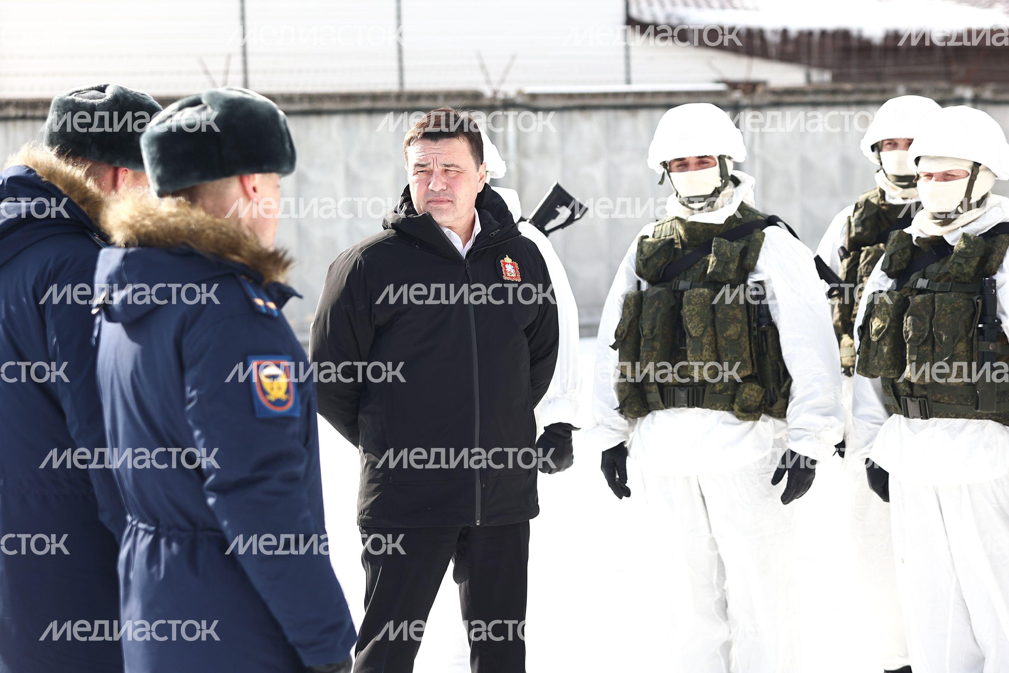 Поздравление с Международным женским днем связисток ВДВ Губернатором Подмосковья Поздравление с Международным женским днем связисток ВДВ Губернатором Подмосковья