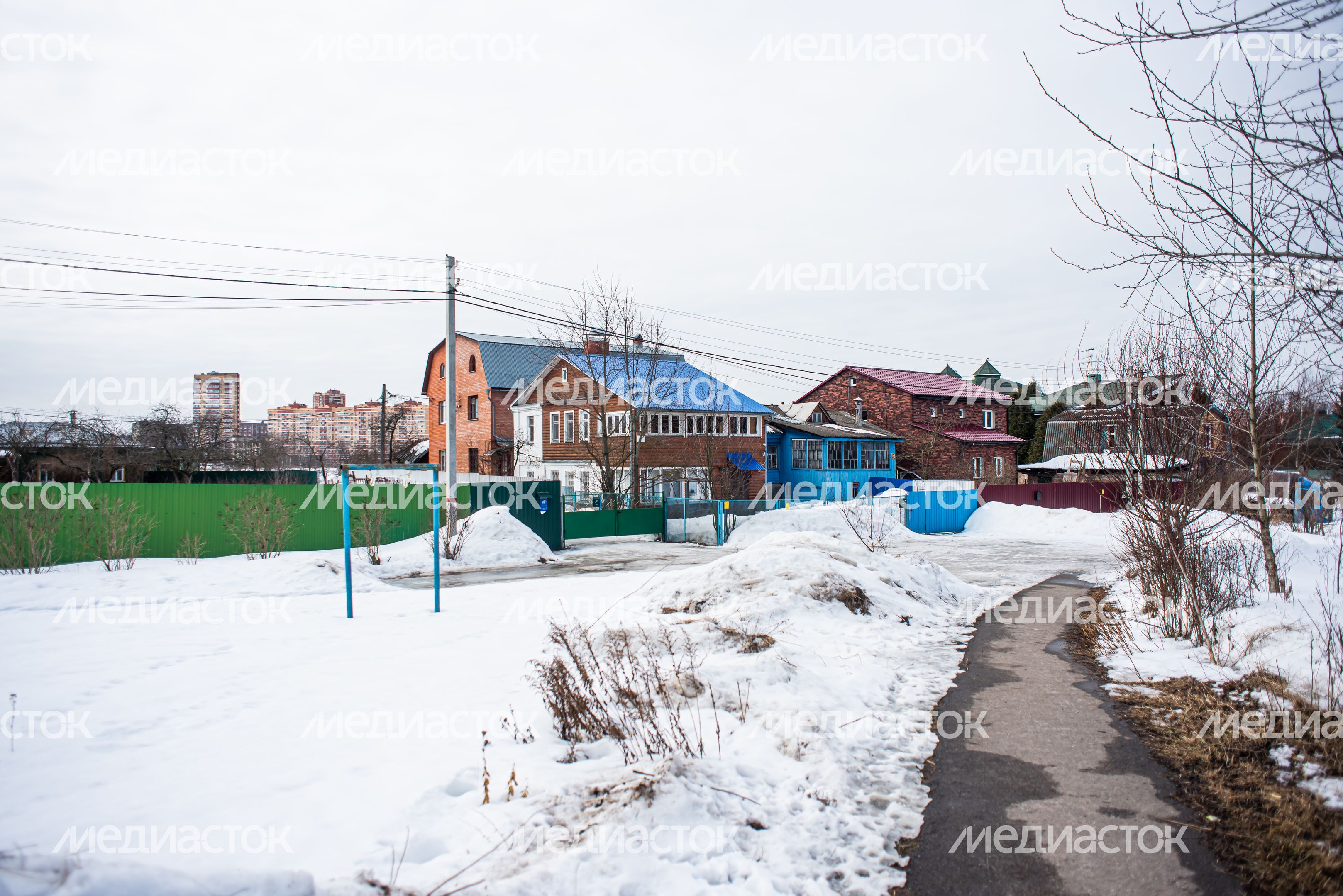 Зимние виды деревни Гребнево
