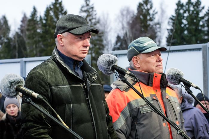 Андрей Воробьев принял участие в запуске движения по обходу деревни Малые Вяземы