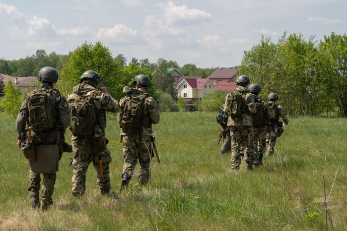 Военно-техническая игра "Арт-дуэль-2024" на аэродроме Волосово