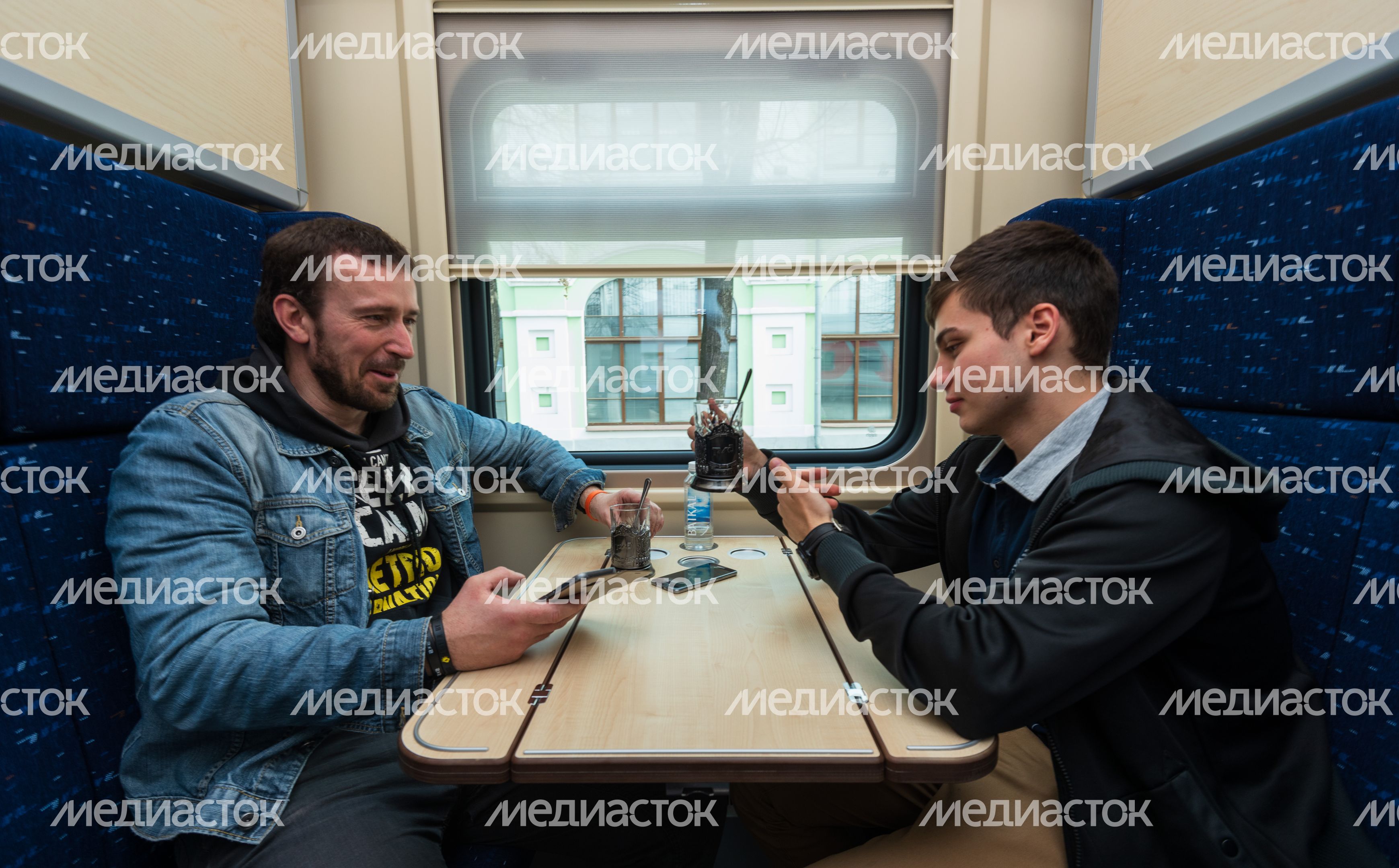 Новый вагон‑купе РЖД с душем и холодильником