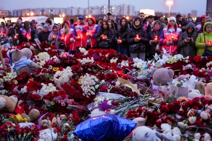 Акция памяти «Журавли» прошла на девятый день после теракта в "Крокус Сити Холле"