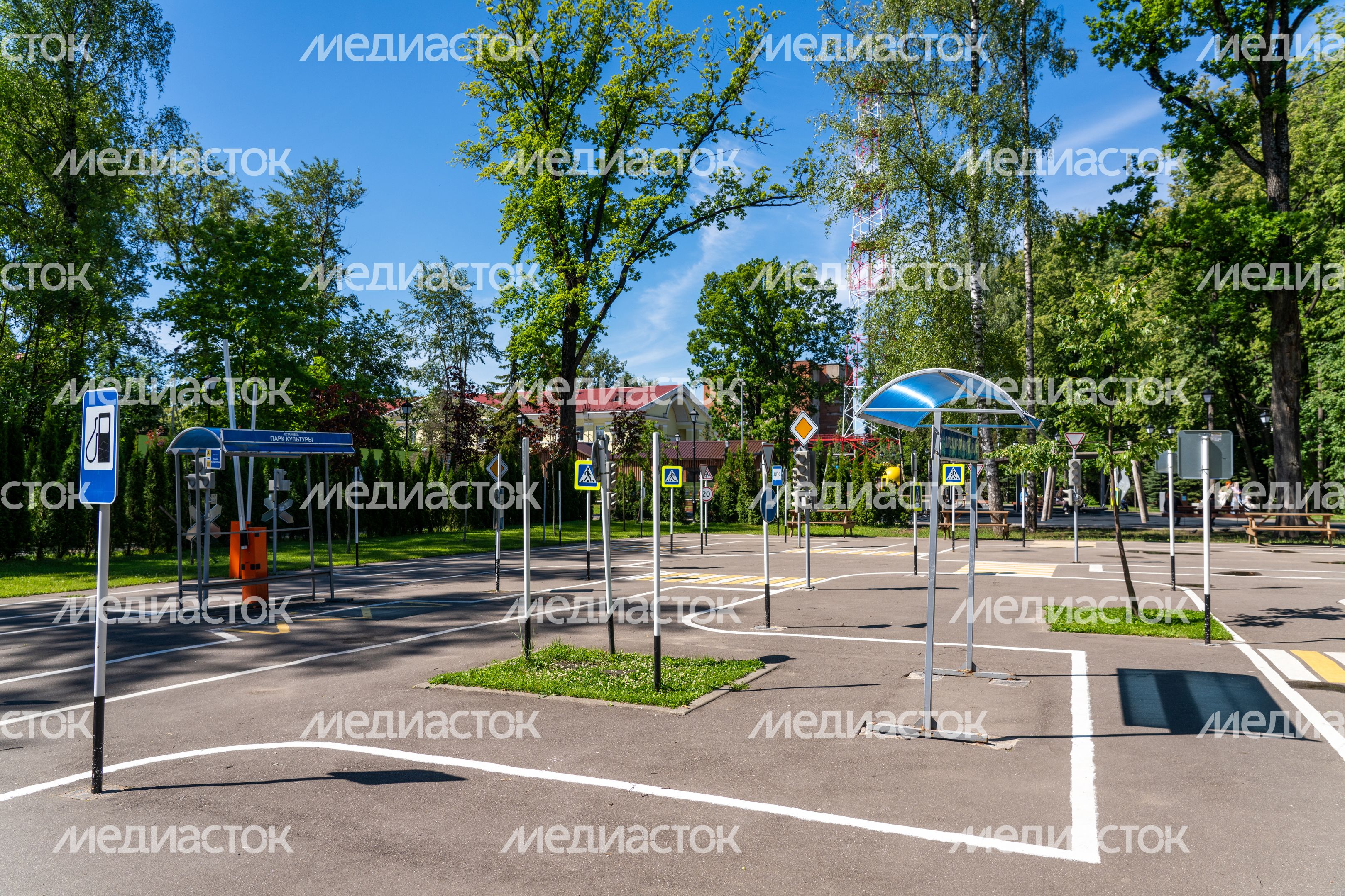 Автогородок для изучения правил дорожного движения в парке «Фабричный» города Дедовск округа Истра Автогородок для изучения правил дорожного движения в парке «Фабричный» города Дедовск округа Истра
