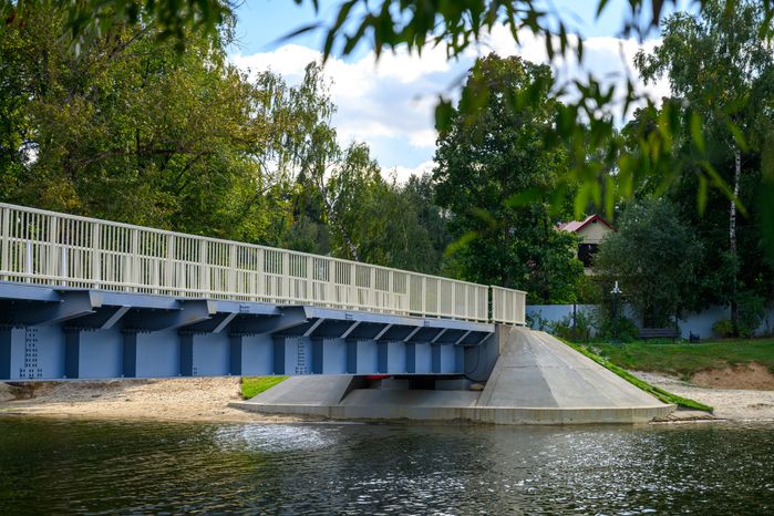 Новый Телешовский мост через реку Македонку в Малаховке округа Люберцы