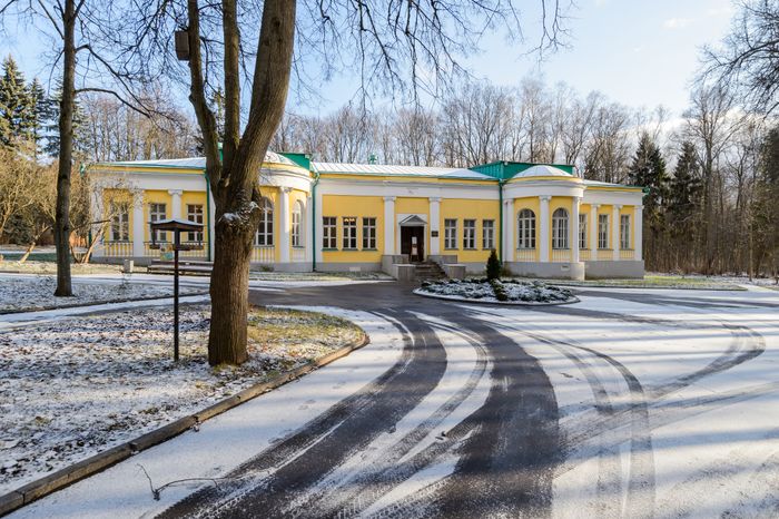 Усадьба «Горки Ленинские». Музей «Кабинет и квартира В.И. Ленина в Кремле»