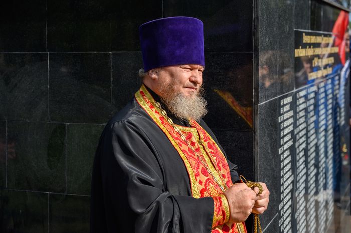 Памятное мероприятие в честь Дня Победы у мемориала Великой Отечественной войны в Яхроме