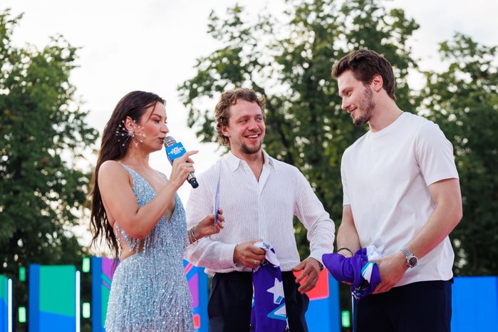 Ида Галич и Артемий Панарин на открытии VK Fest -2024 в московских "Лужниках"