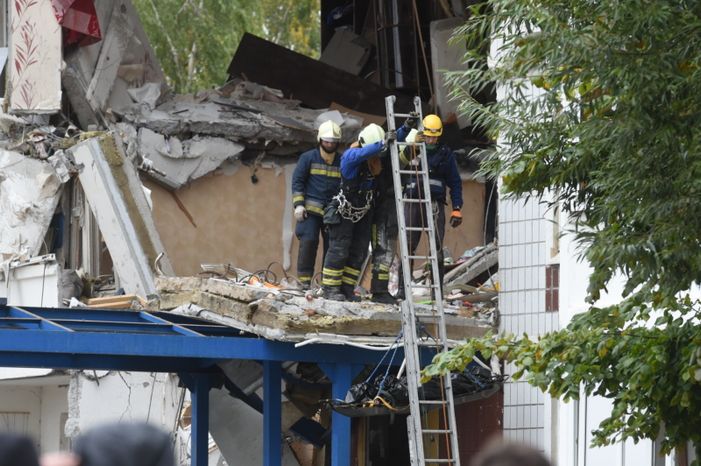 Кадры с места взрыва газа в жилом доме в Ногинске