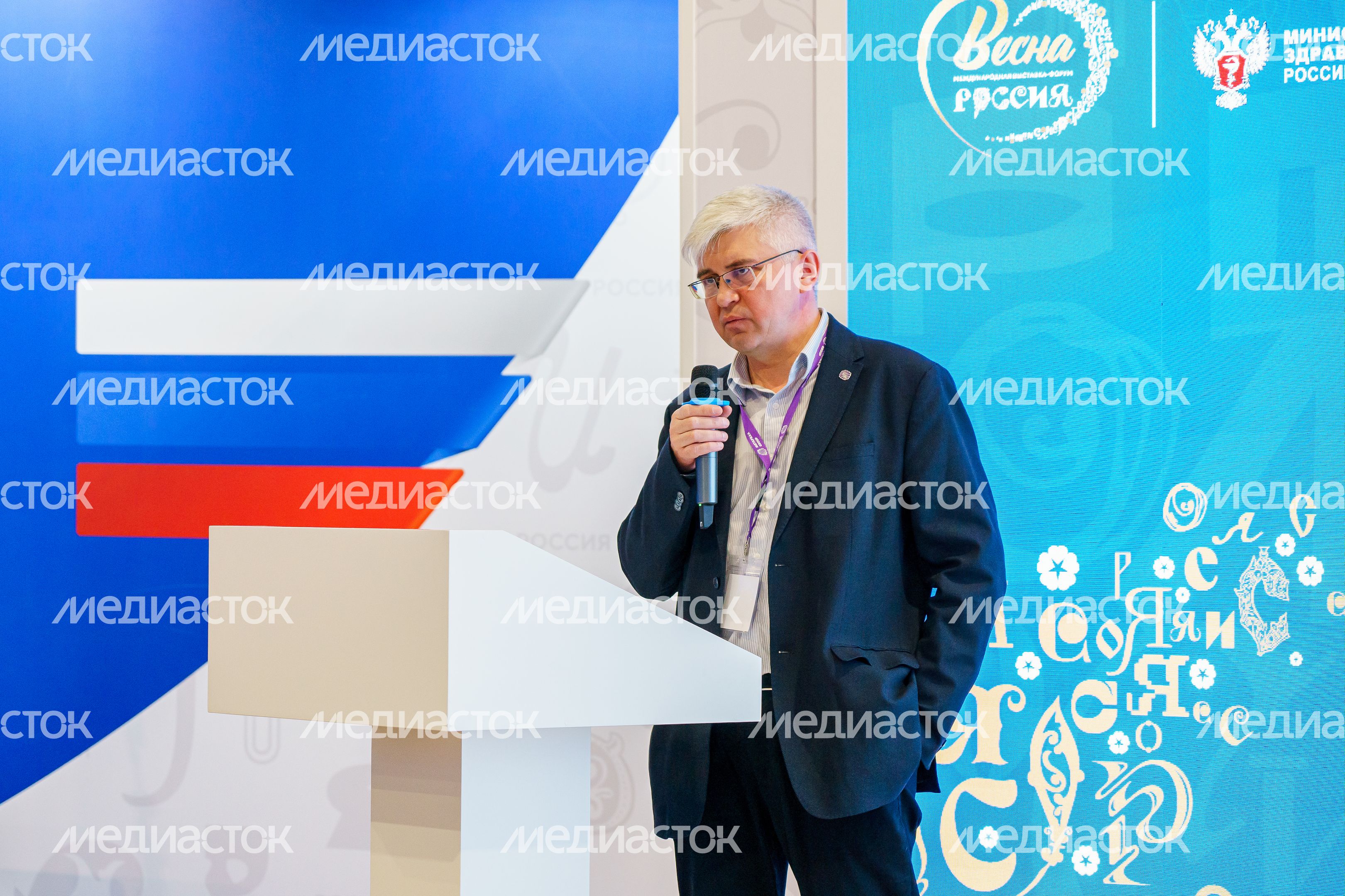 Фестиваль профессий на выставке "Россия". Стенд «Ученые будущего»