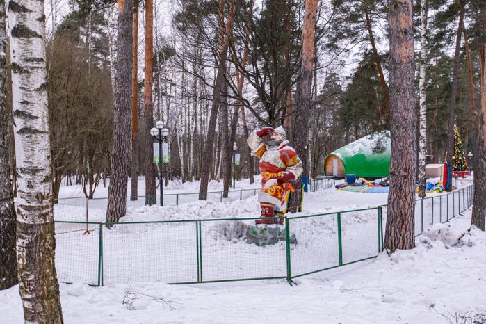 Детский городок "Сказочный" зимой в Красногорске