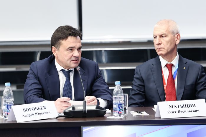 Андрей Воробьев и Олег Матыцин на Совете при президенте РФ по развитию физической культуры и спорта