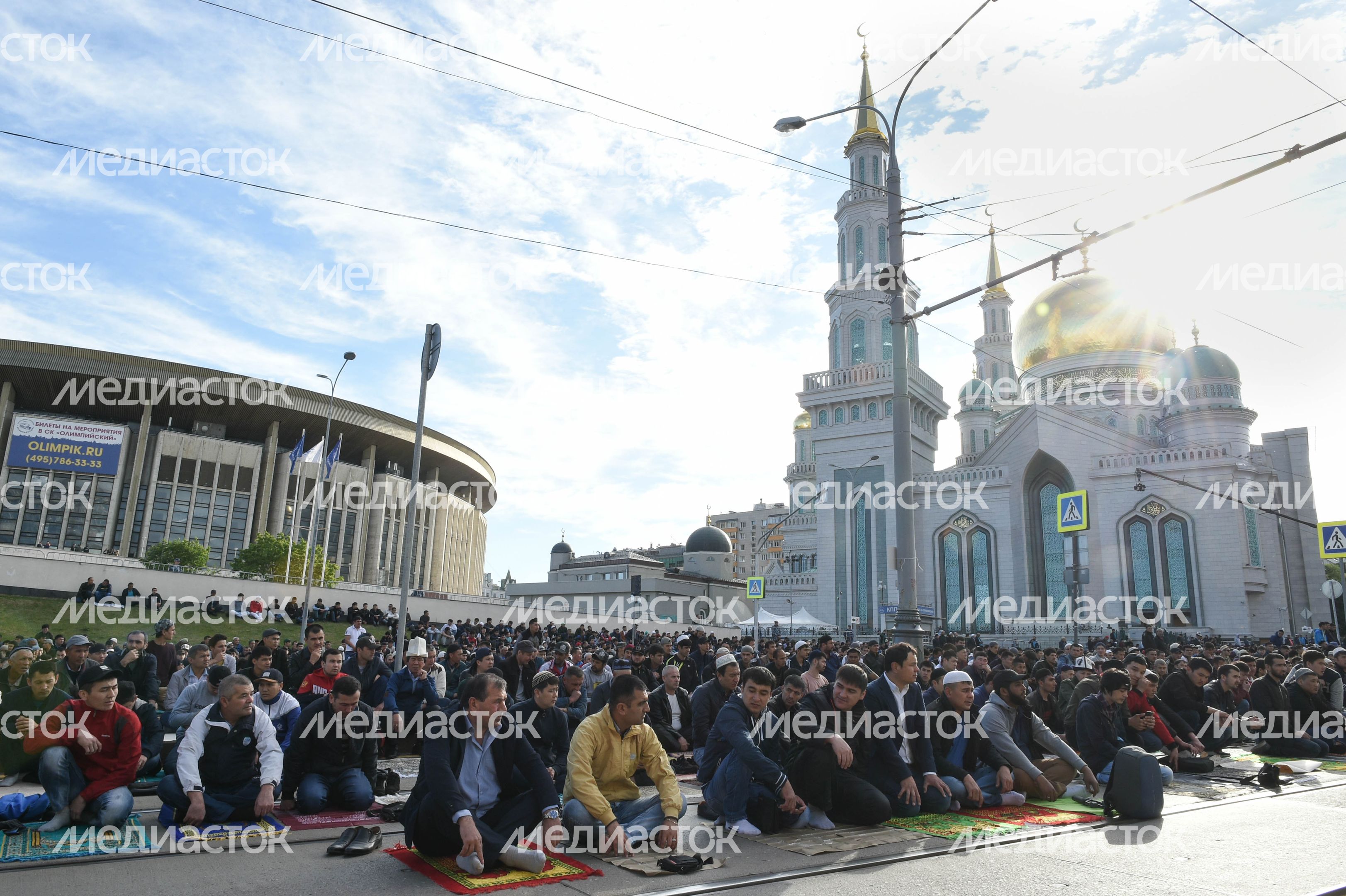 Празднование Ураза‑байрам в Москве в 2018 году