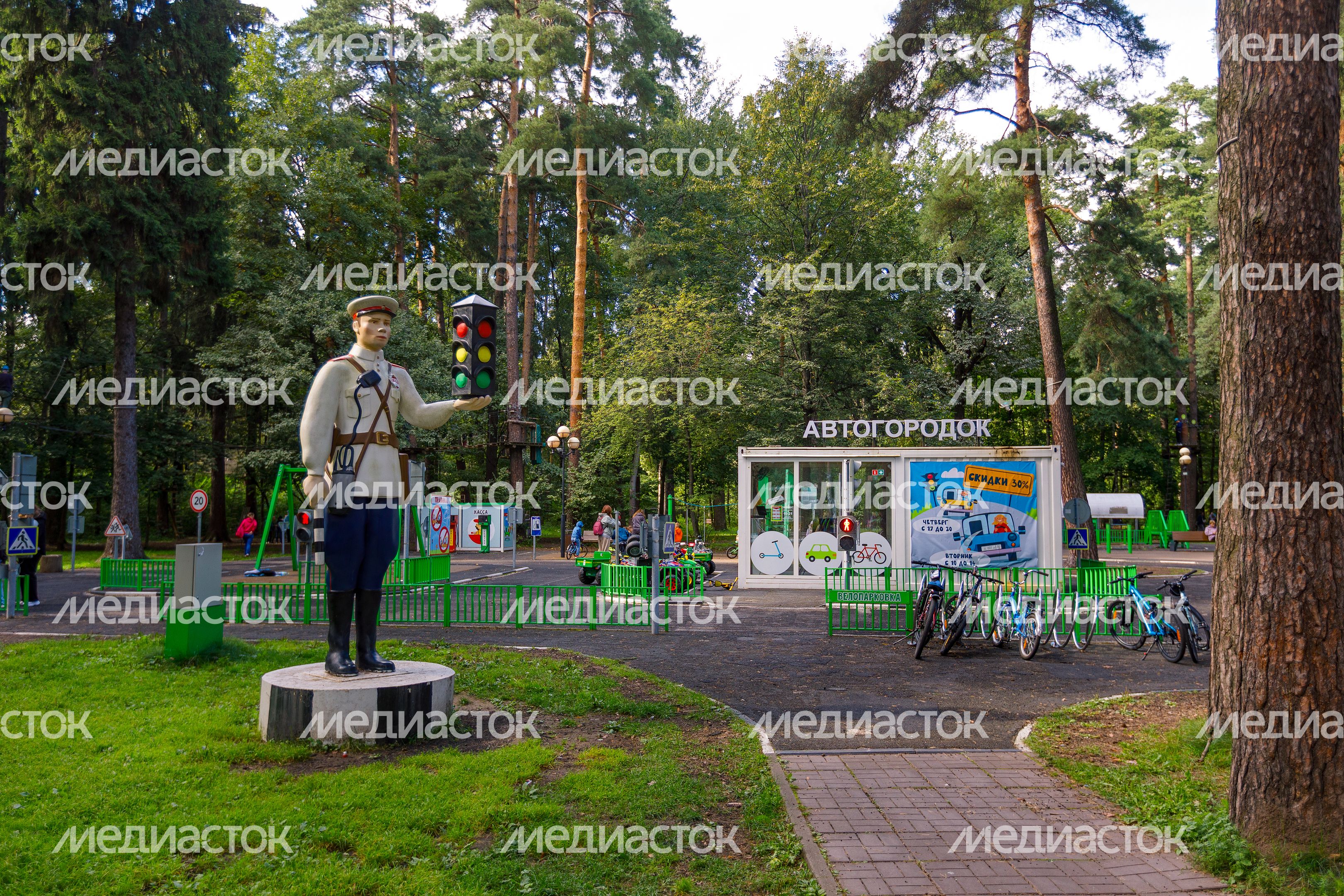 Автогородок в детском городке «Сказочный» в Красногорске Автогородок в детском городке «Сказочный» в Красногорске