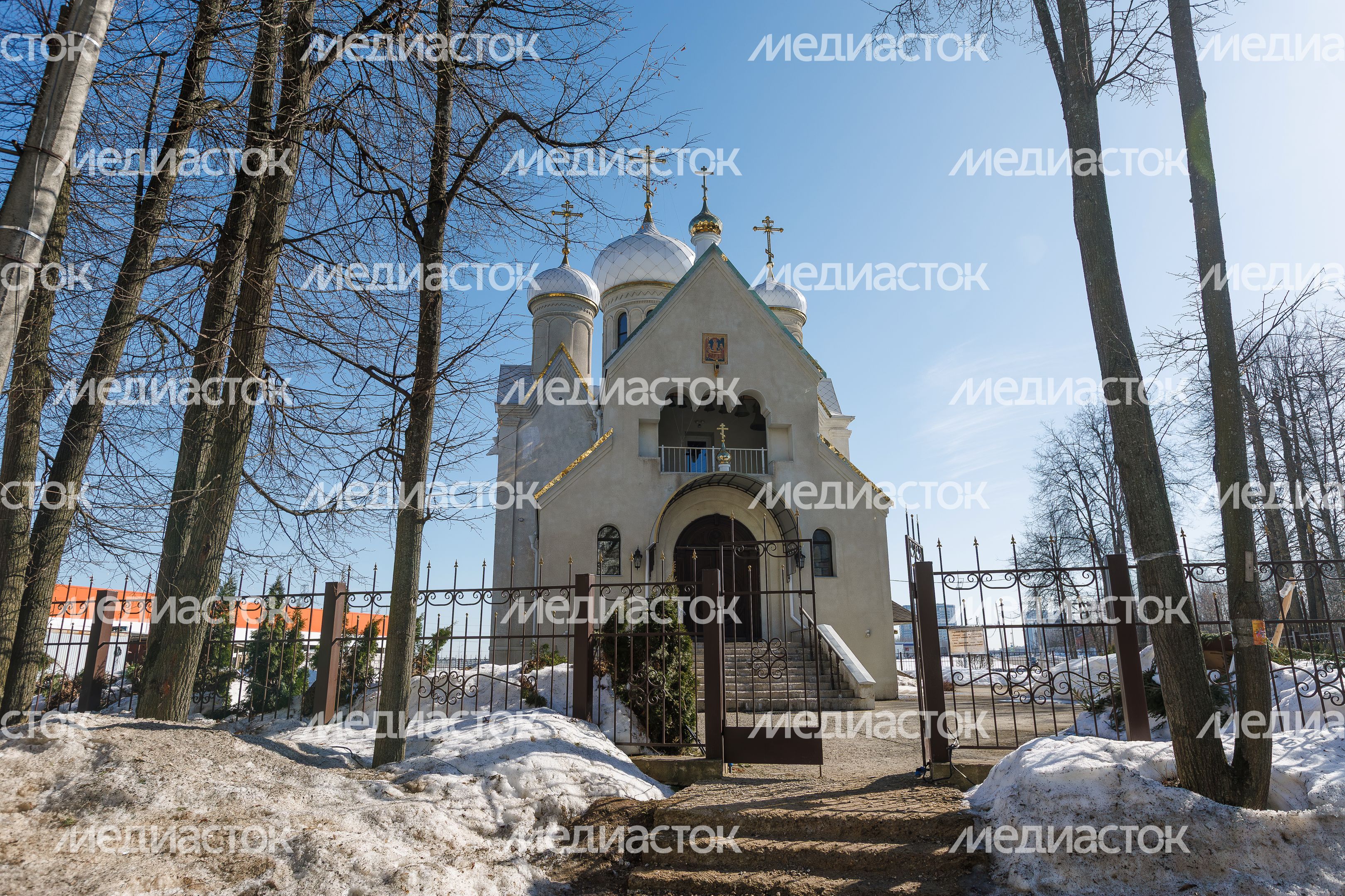 Церковь Успения Пресвятой Богородицы в поселке Челюскинский Пушкинского округа Церковь Успения Пресвятой Богородицы в поселке Челюскинский Пушкинского округа