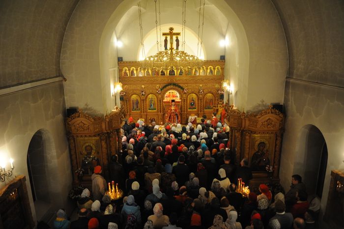 Пасхальное богослужение в Троицке