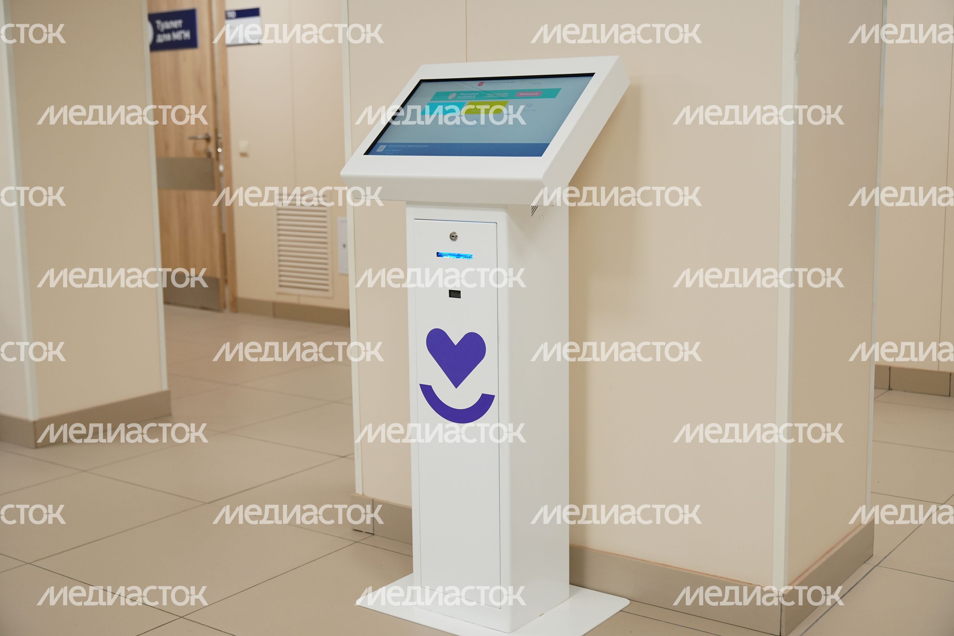 Взрослая поликлиника в Дзержинском после капремонта начала принимать пациентов