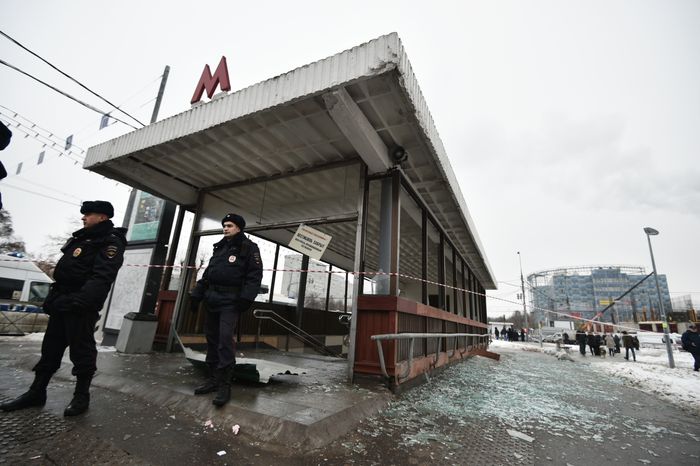 Взрыв газового баллона у метро "Коломенская"