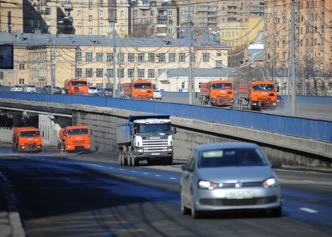 Мойка улиц и дорог Москвы