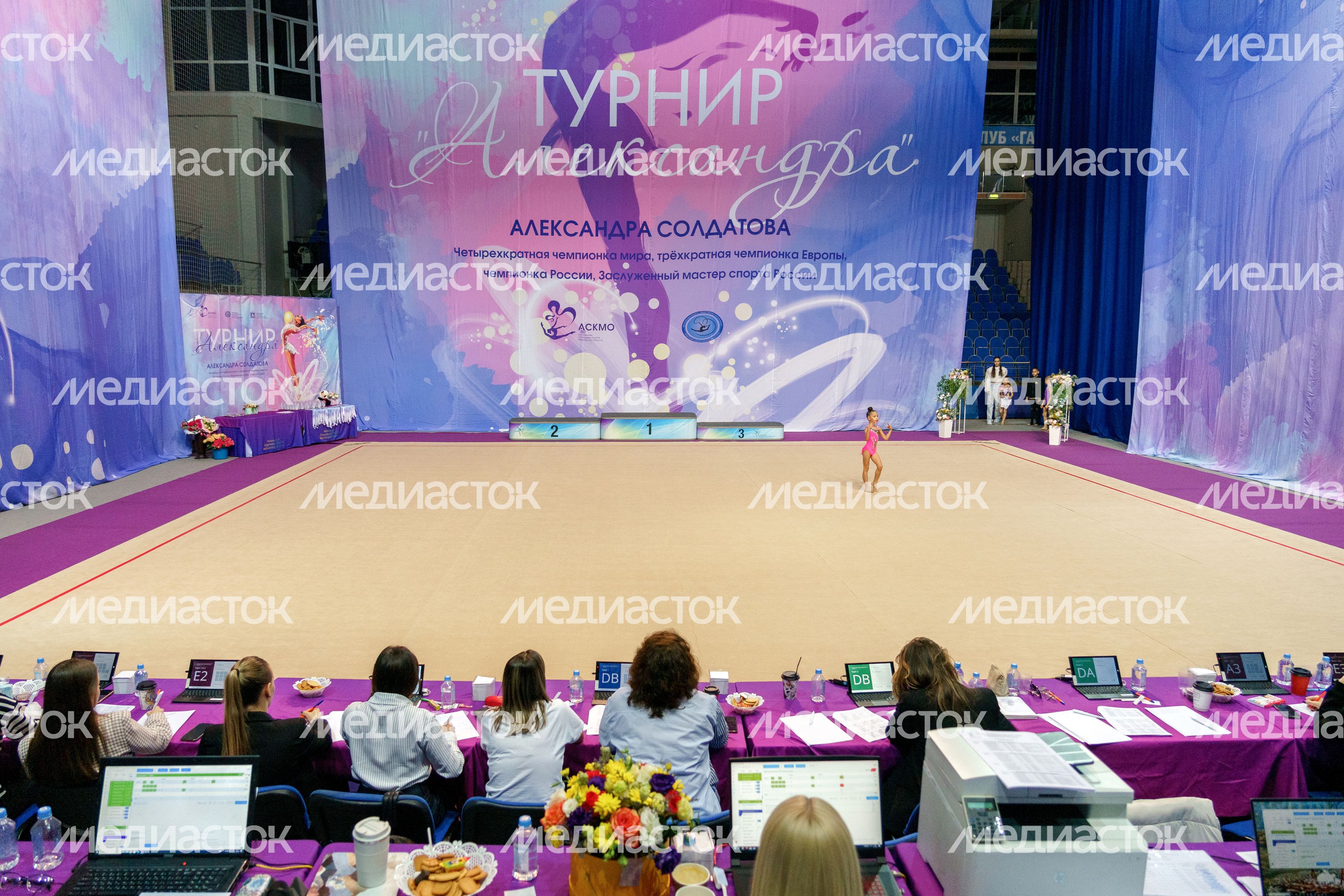 Турнир по художественной гимнастике в Люберцах Турнир по художественной гимнастике в Люберцах