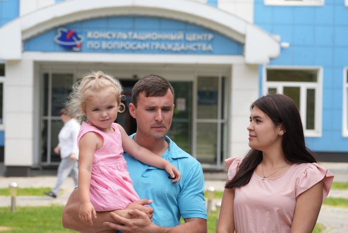 Более 5 тысяч жителей Донбасса и Украины получили помощь в Консультационном центре в Одинцове