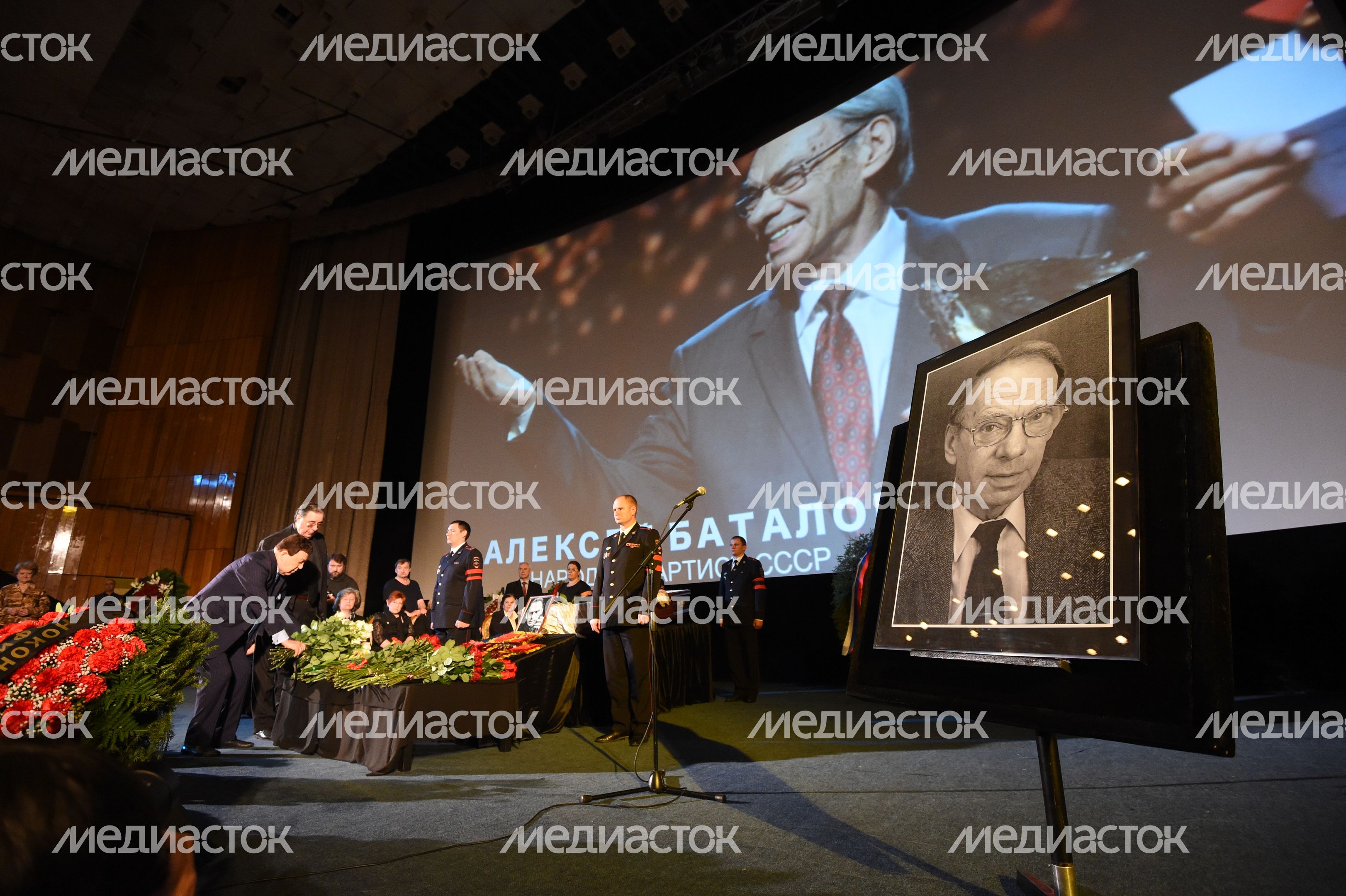 Прощание с актером Алексеем Баталовым в Доме кино в Москве