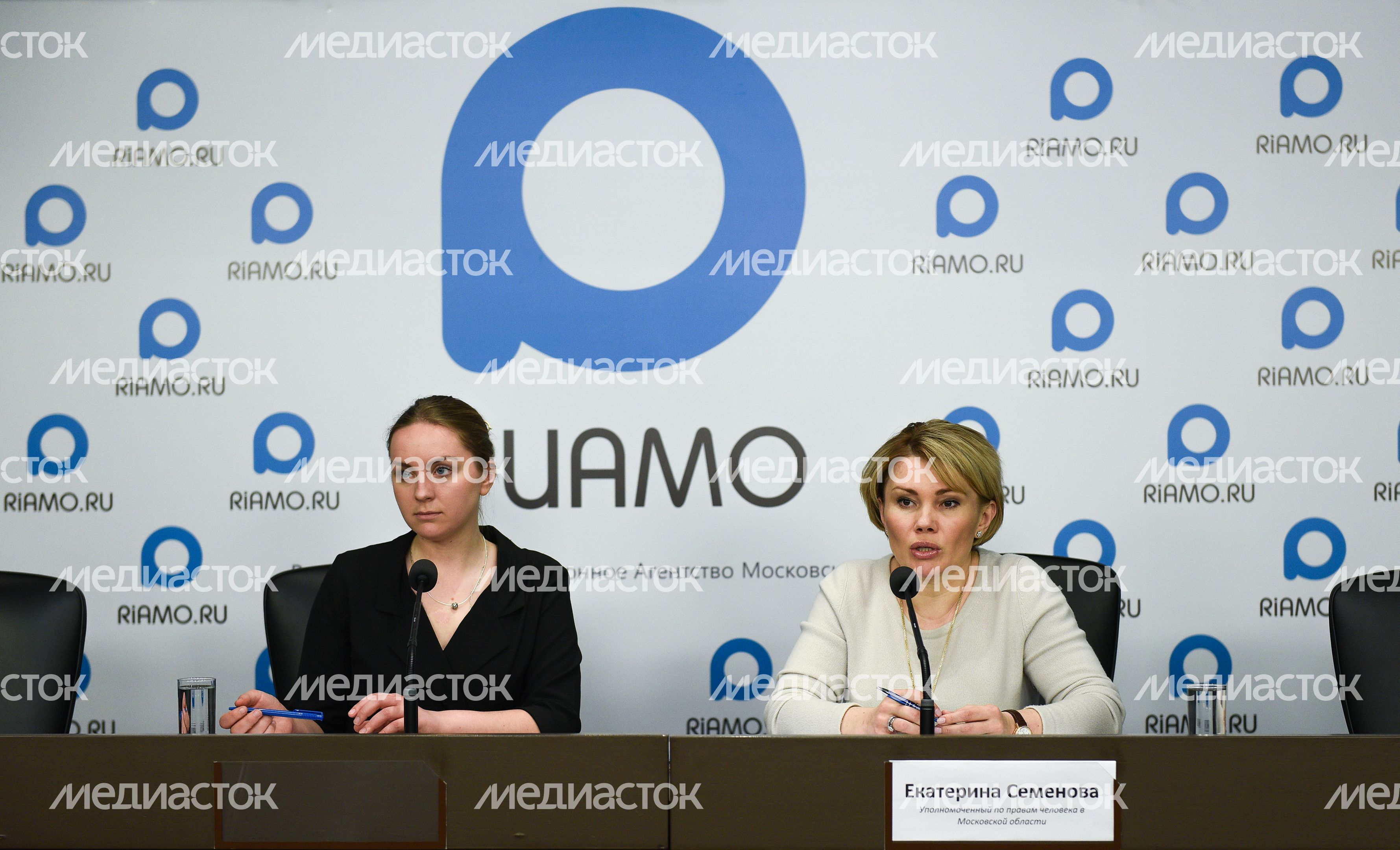 Пресс-конференция уполномоченного по правам человека в Подмосковье Екатерины Семеновой Пресс-конференция уполномоченного по правам человека в Подмосковье Екатерины Семеновой