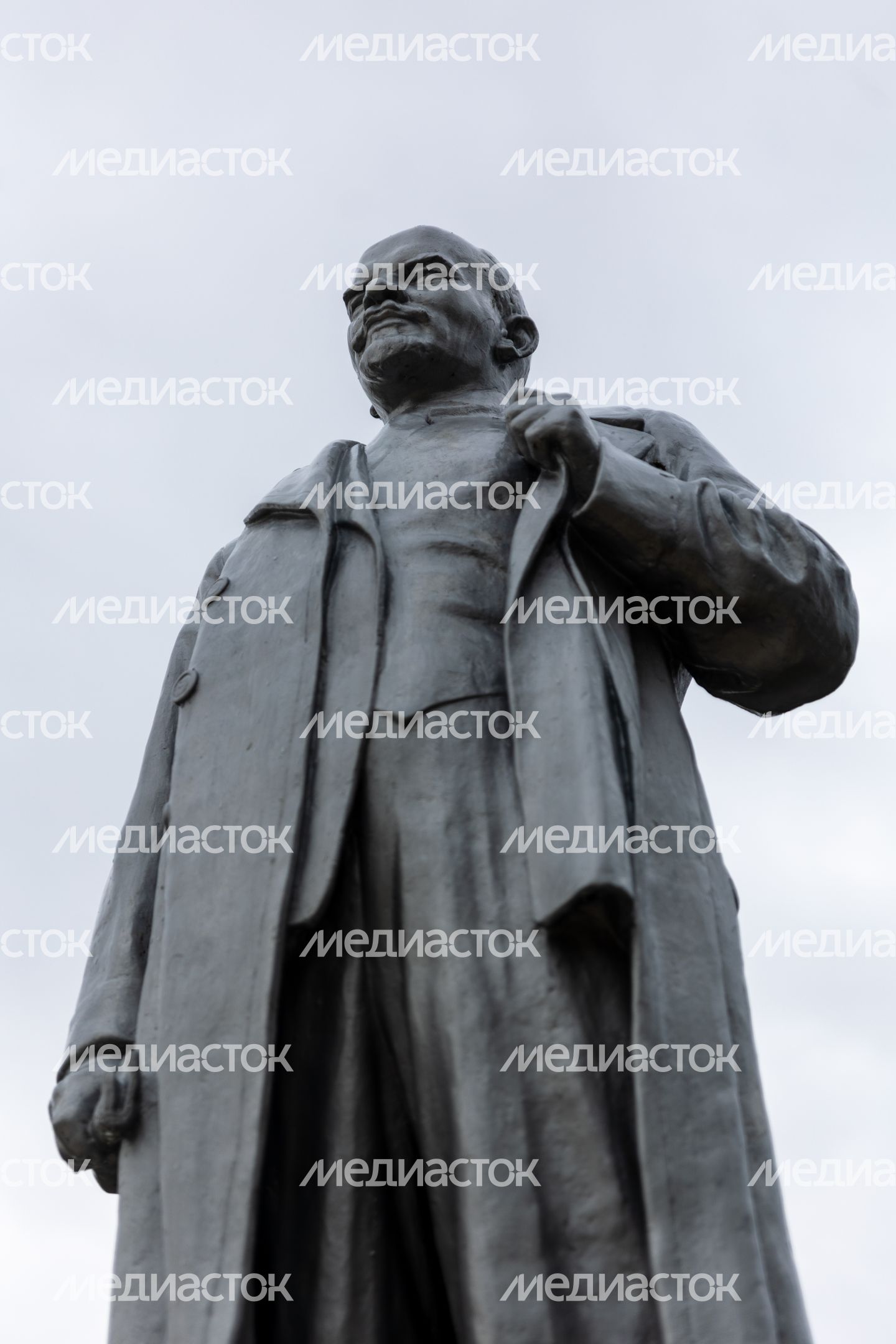 Памятник Ленину