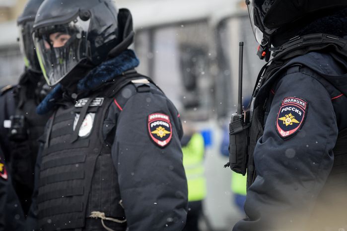 Охрана общественного порядка сотрудниками полиции в Москве